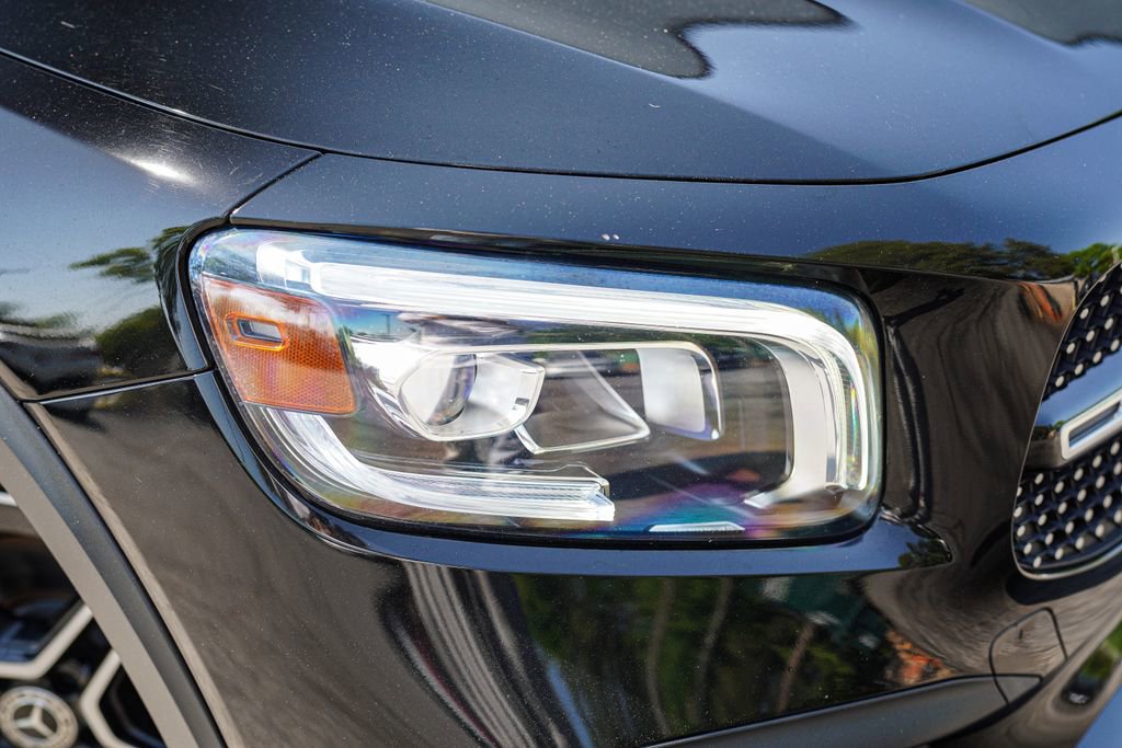 Used 2023 Mercedes-Benz GLB 250 image 7