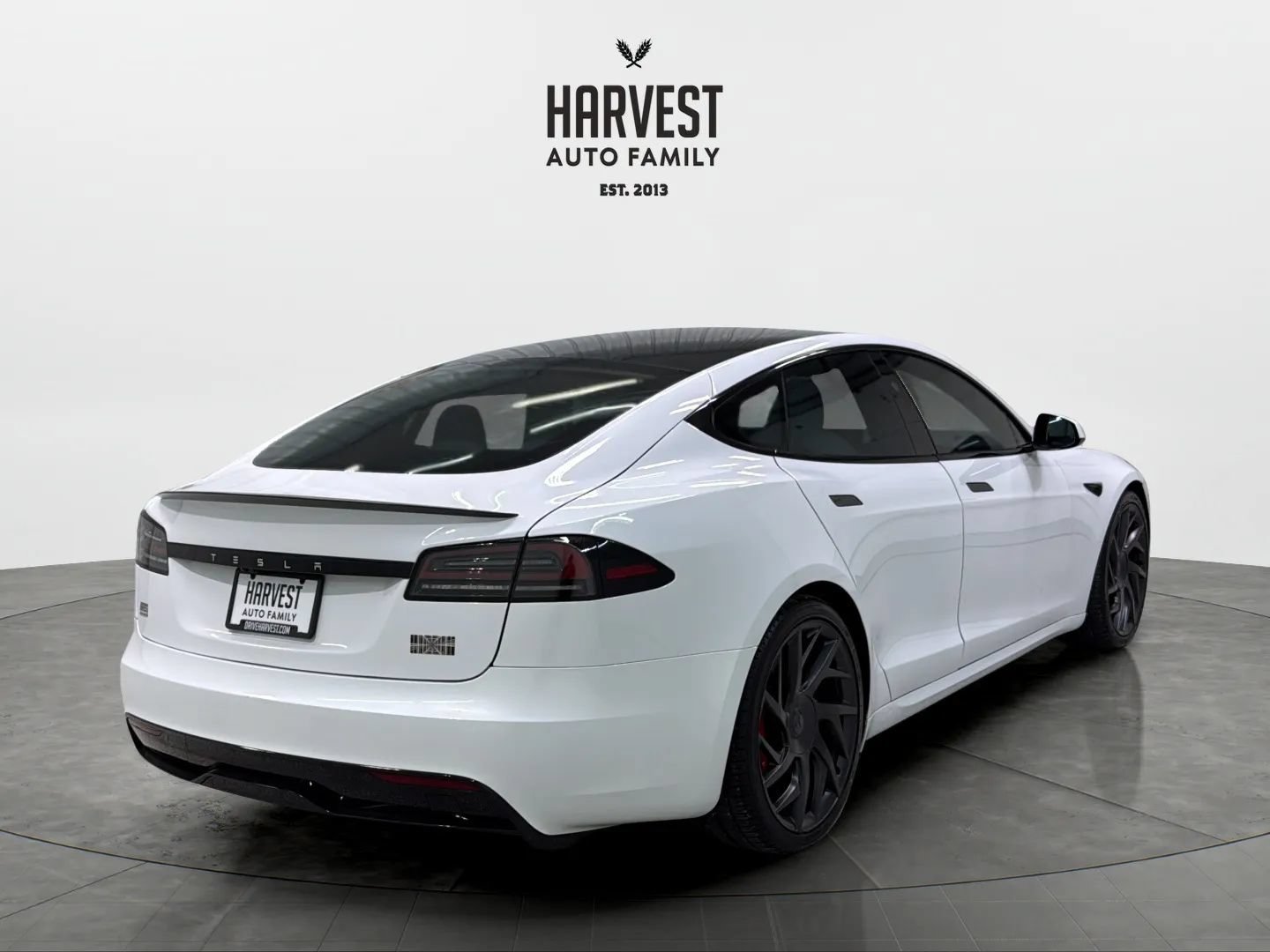 Used 2024 Tesla Model S Plaid AWD/4WD image 7
