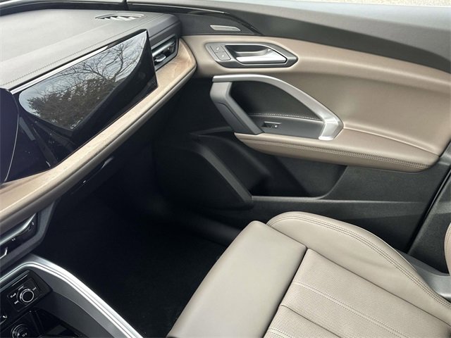 New 2025 Audi Q5 Premium Plus image 13