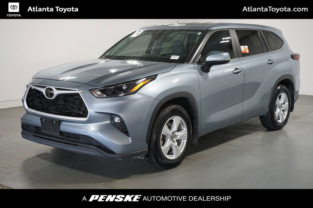 Certified 2024 Toyota Highlander LE image 1