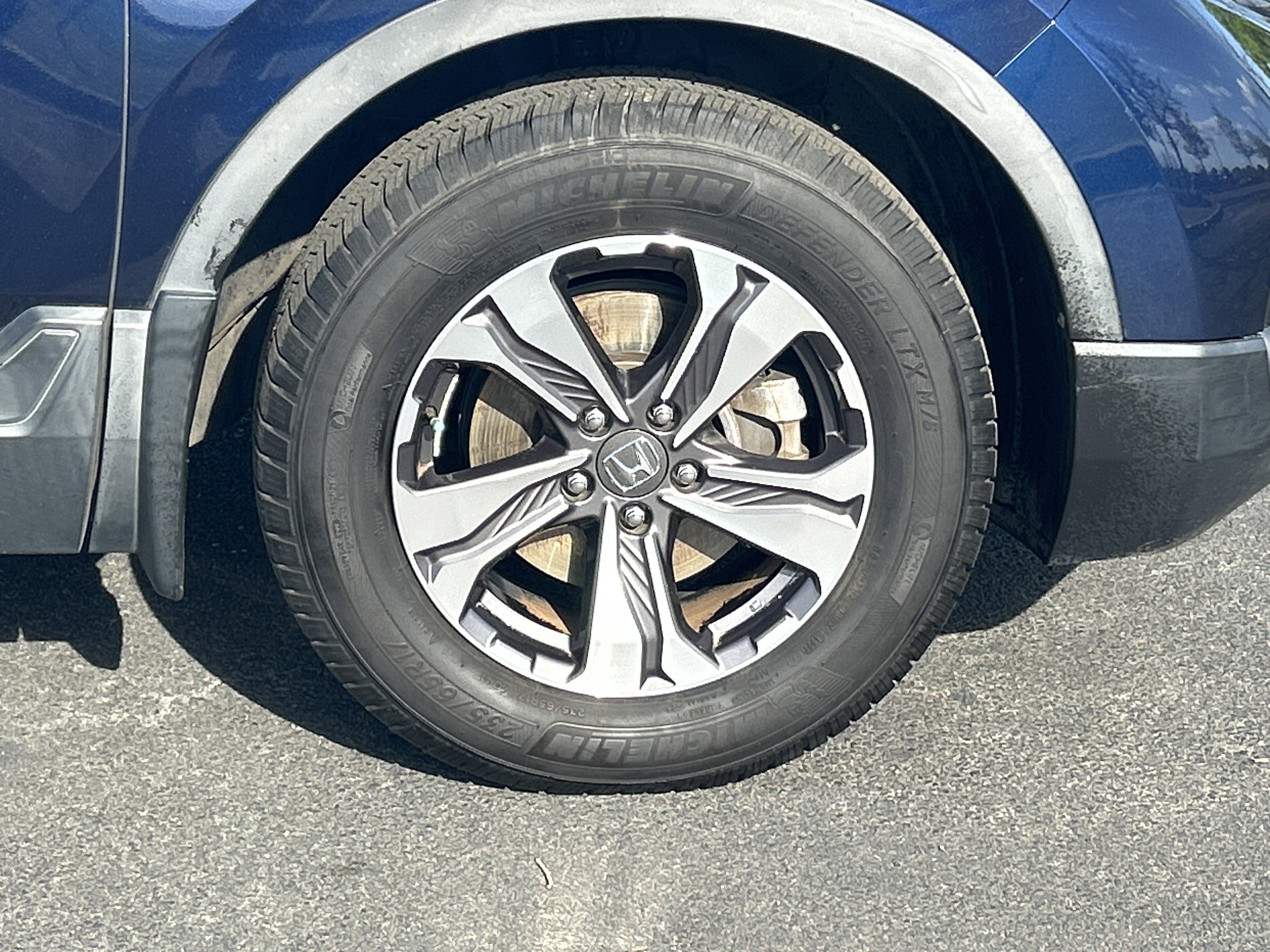 Used 2017 Honda CR-V LX image 33