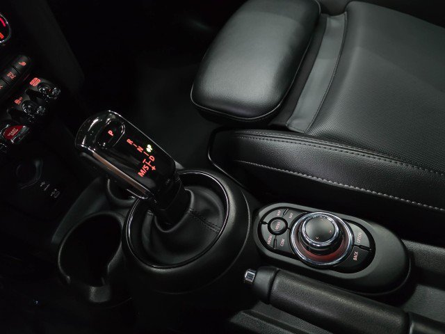 Used 2022 MINI Cooper John Cooper Works FWD image 27