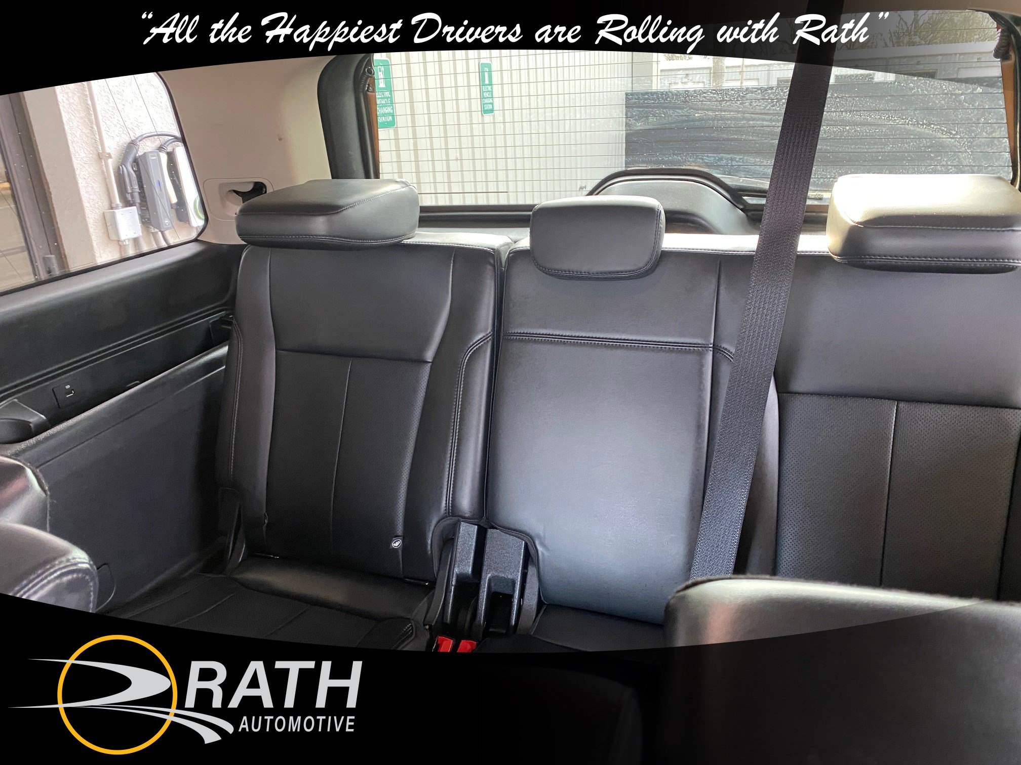 Used 2024 Ford Expedition XLT AWD/4WD image 20