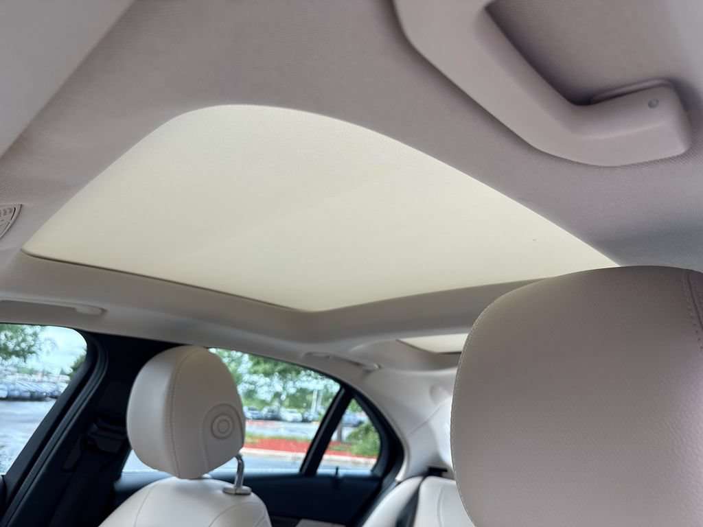 Used 2016 Mercedes-Benz C 300 4MATIC Sedan image 17