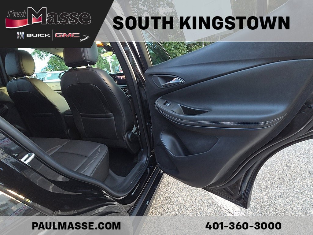 Certified 2024 Buick Encore GX Sport Touring w/ Advanced Technology Package AWD/4WD image 23
