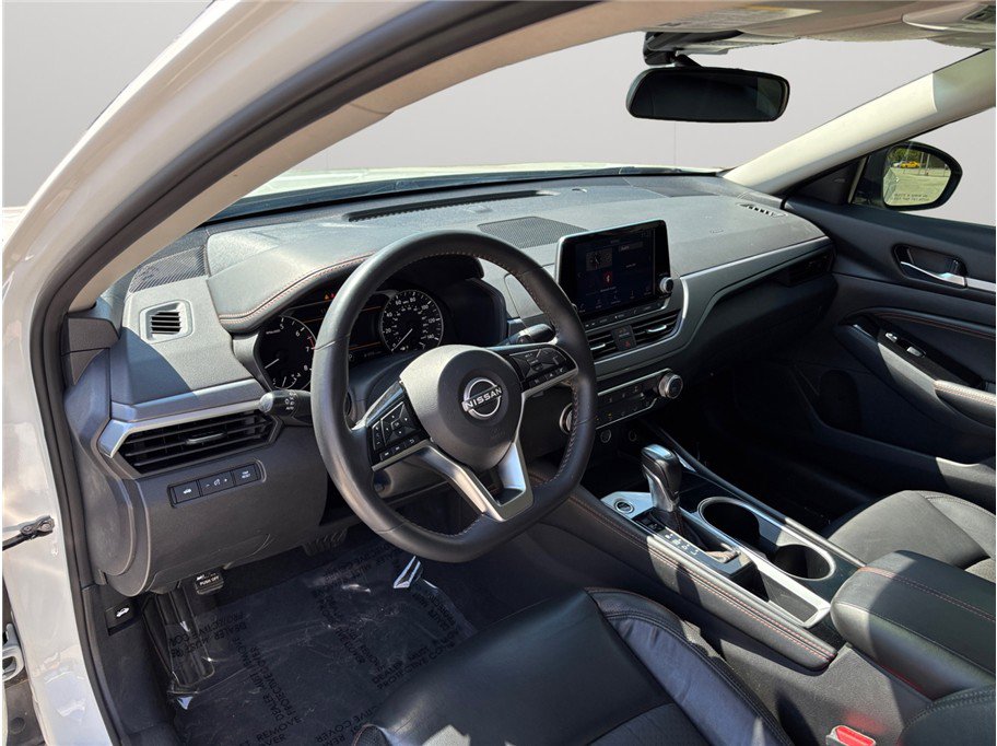 Used 2023 Nissan Altima 2.5 SR image 6