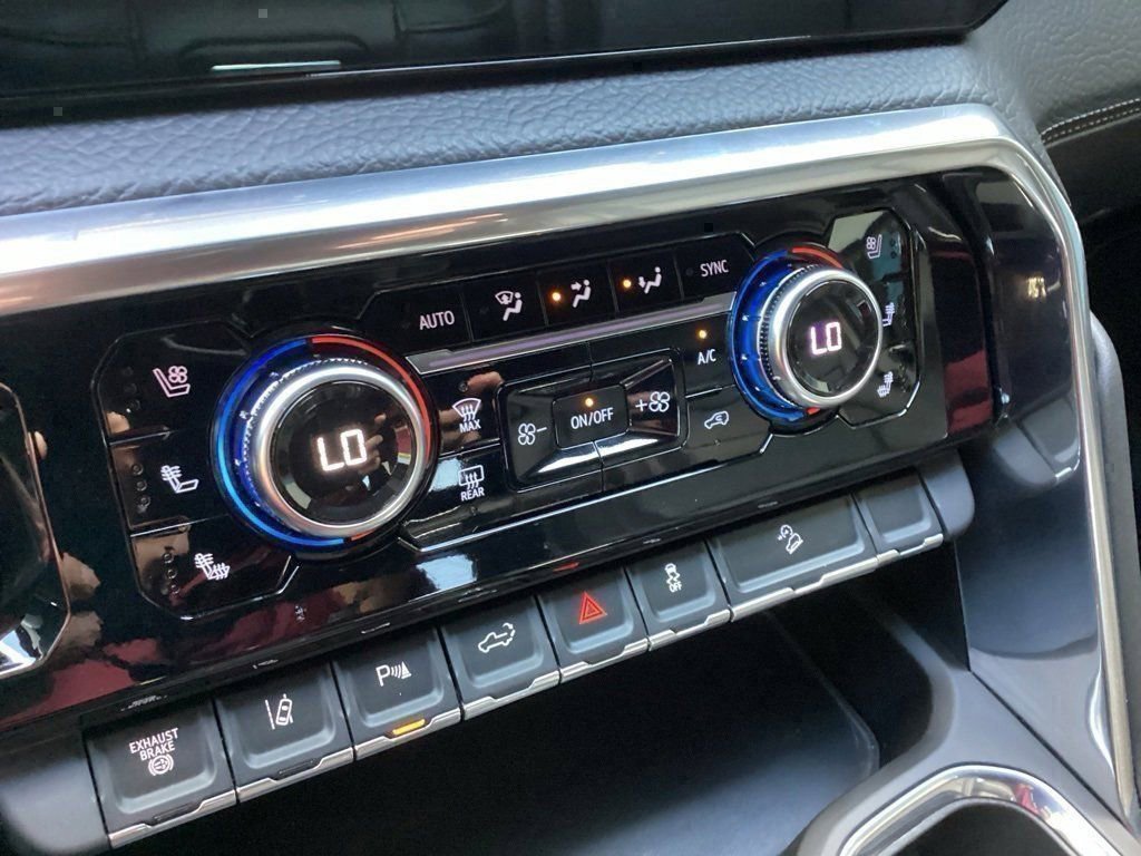 Used 2024 GMC Sierra 2500 Denali w/ Denali Reserve Package image 52