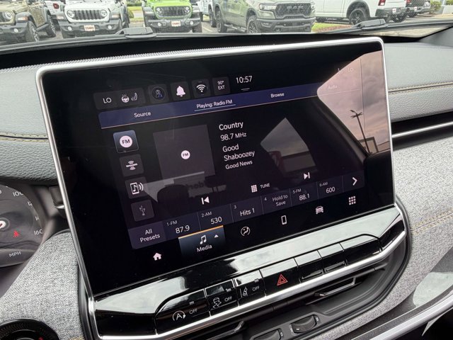 New 2026 Jeep Compass Latitude AWD/4WD image 8
