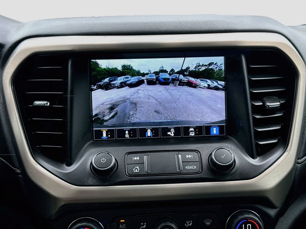 Used 2023 GMC Acadia Denali w/ Denali Ultimate Package FWD image 14
