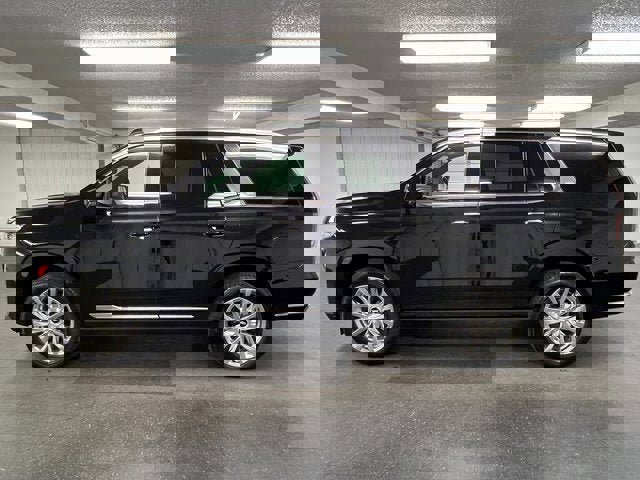 Certified 2024 Cadillac Escalade Premium Luxury w/ Performance Package image 7