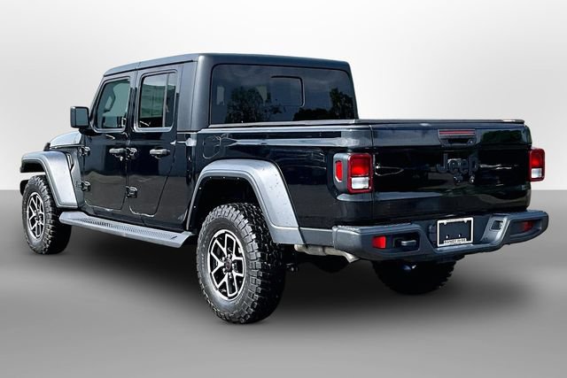 Used 2023 Jeep Gladiator Sport AWD/4WD image 12