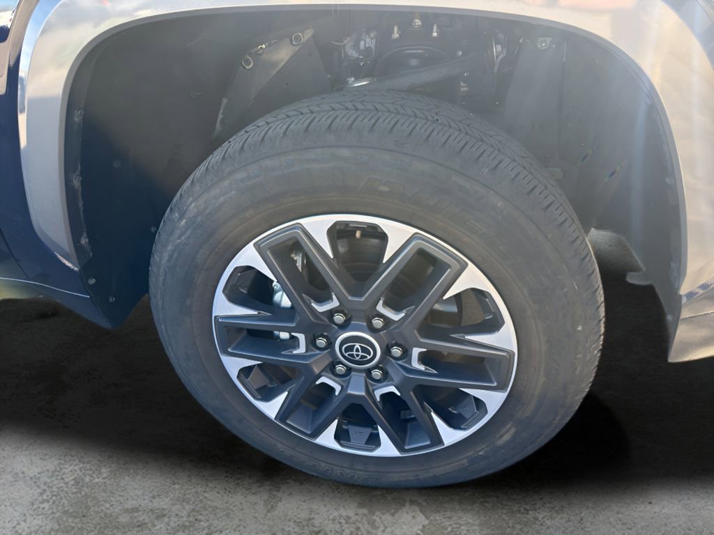 Used 2024 Toyota Tundra Limited image 11
