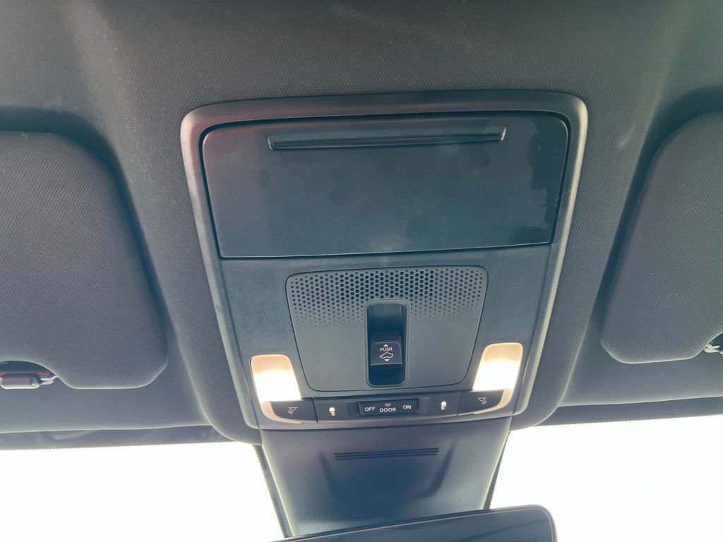 Used 2025 Honda CR-V Sport-L image 35