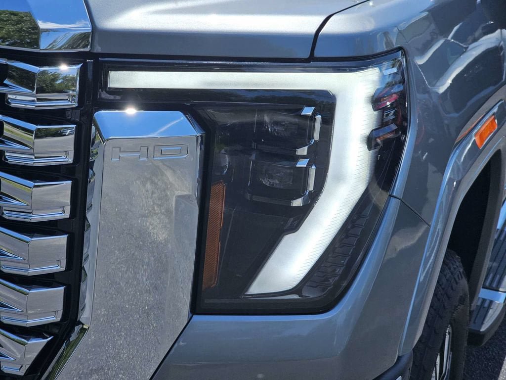 New 2026 GMC Sierra 2500 Denali w/ Denali Reserve Package AWD/4WD image 10