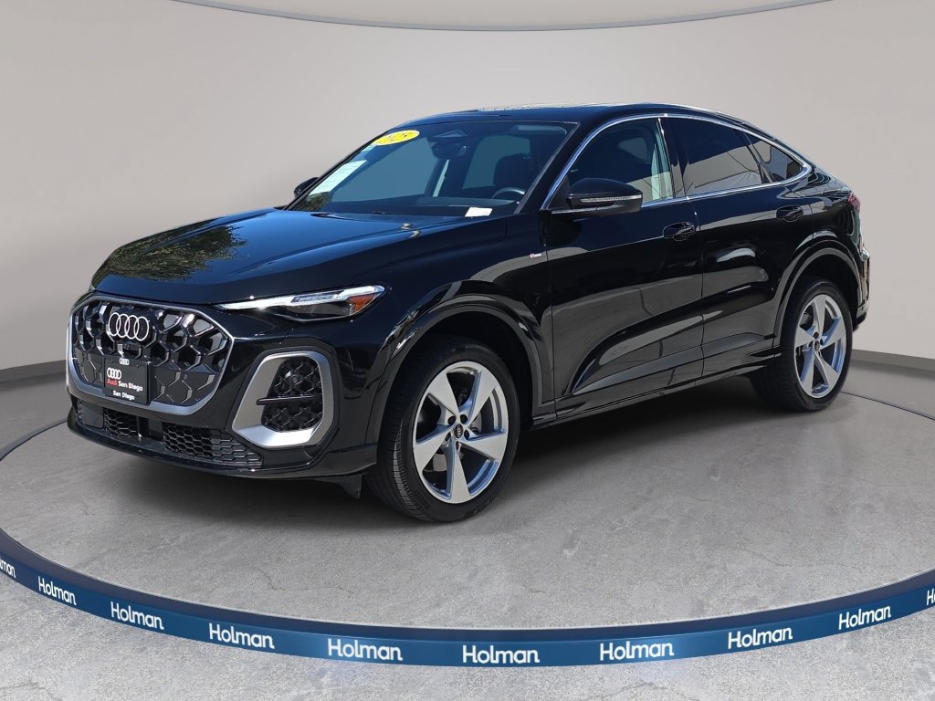Certified 2025 Audi Q5 Premium Plus w/ Premium Plus