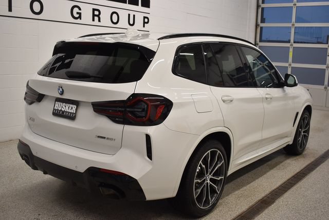 Used 2023 BMW X3 xDrive30i w/ M Sport Package AWD/4WD image 4