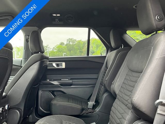 Used 2020 Ford Explorer XLT w/ Comfort Package RWD image 8