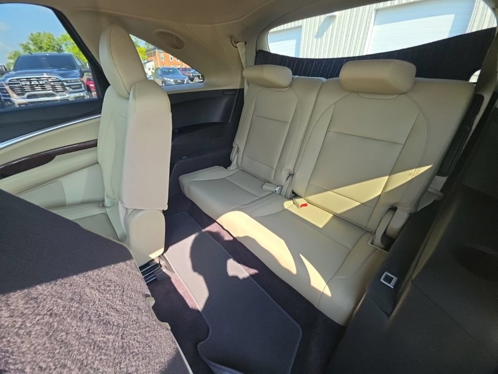Used 2017 Acura MDX w/ Technology Package FWD image 27