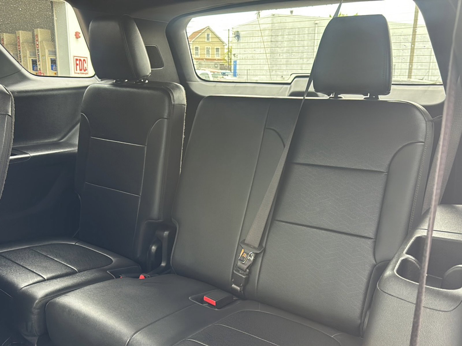 Used 2023 Chevrolet Traverse High Country FWD image 23