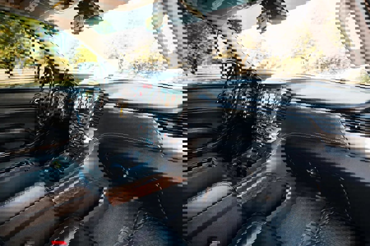 Used 2020 Chevrolet Suburban LT w/ Max Trailering Package image 33