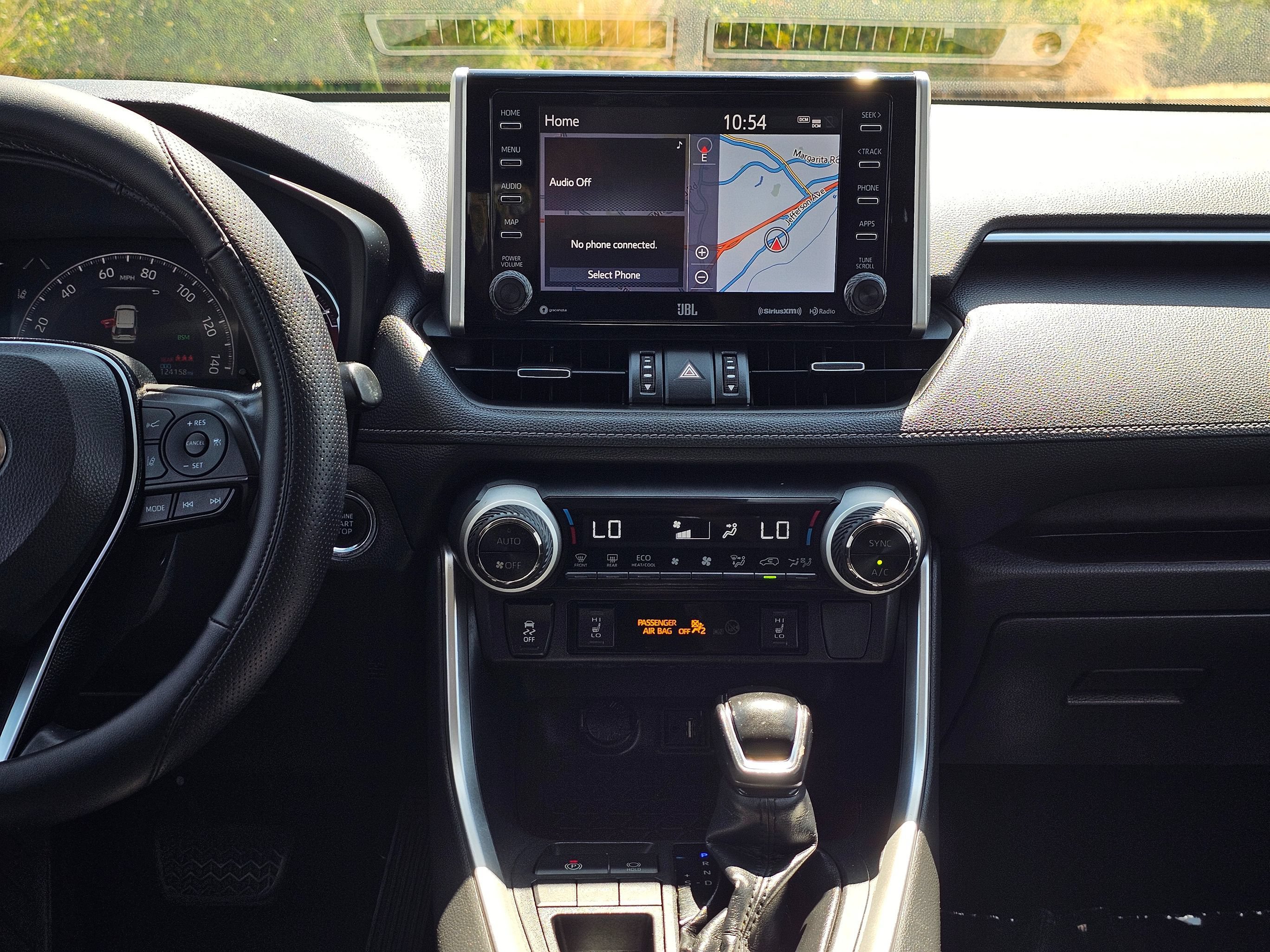 Used 2019 Toyota RAV4 Limited w/ Carpet Mat Package FWD image 25