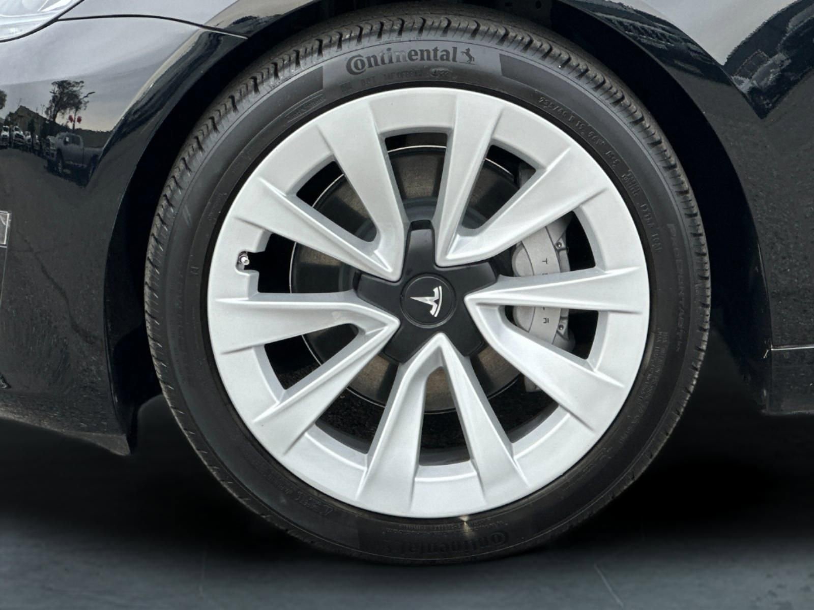 Used 2023 Tesla Model 3 Standard Range image 21