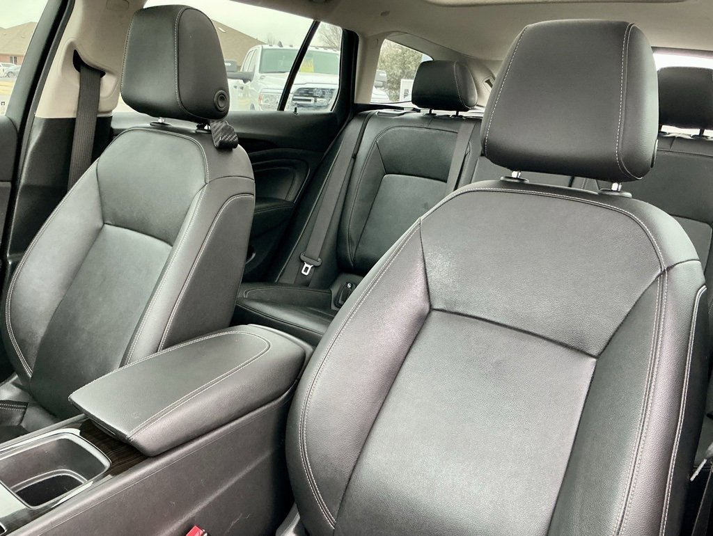 Used 2018 Buick Regal Essence w/ Driver Confidence Package #1 image 38