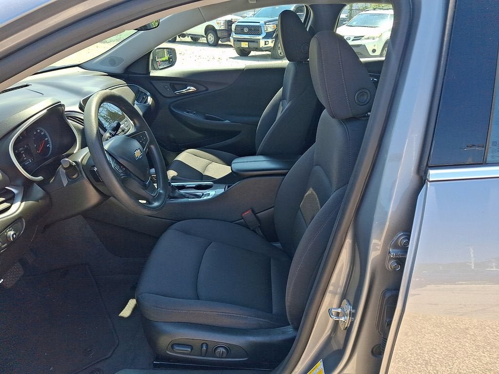 Certified 2024 Chevrolet Malibu LT FWD image 15