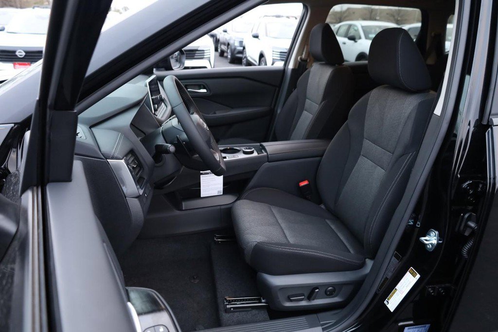 New 2026 Nissan Rogue SV w/ Cold Weather Package image 8