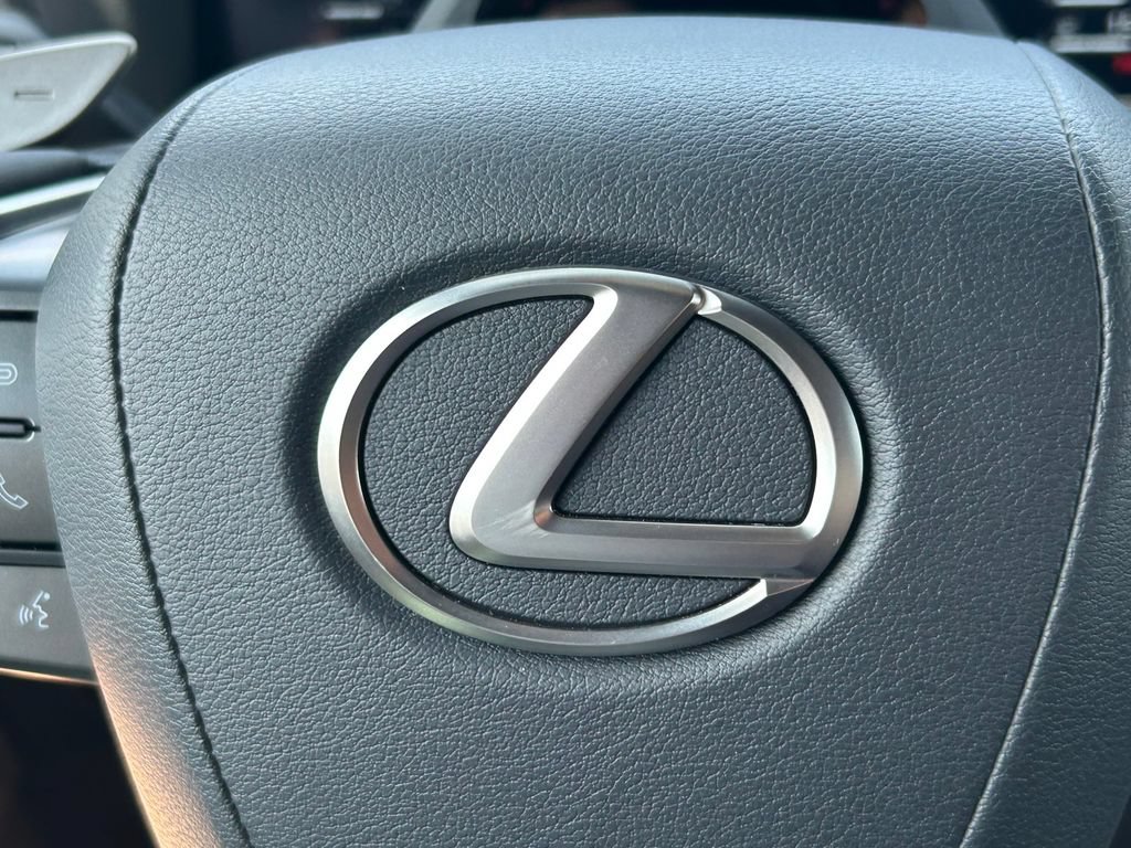 Used 2024 Lexus GX 550 w/ Accessory Package (Z1) AWD/4WD image 43