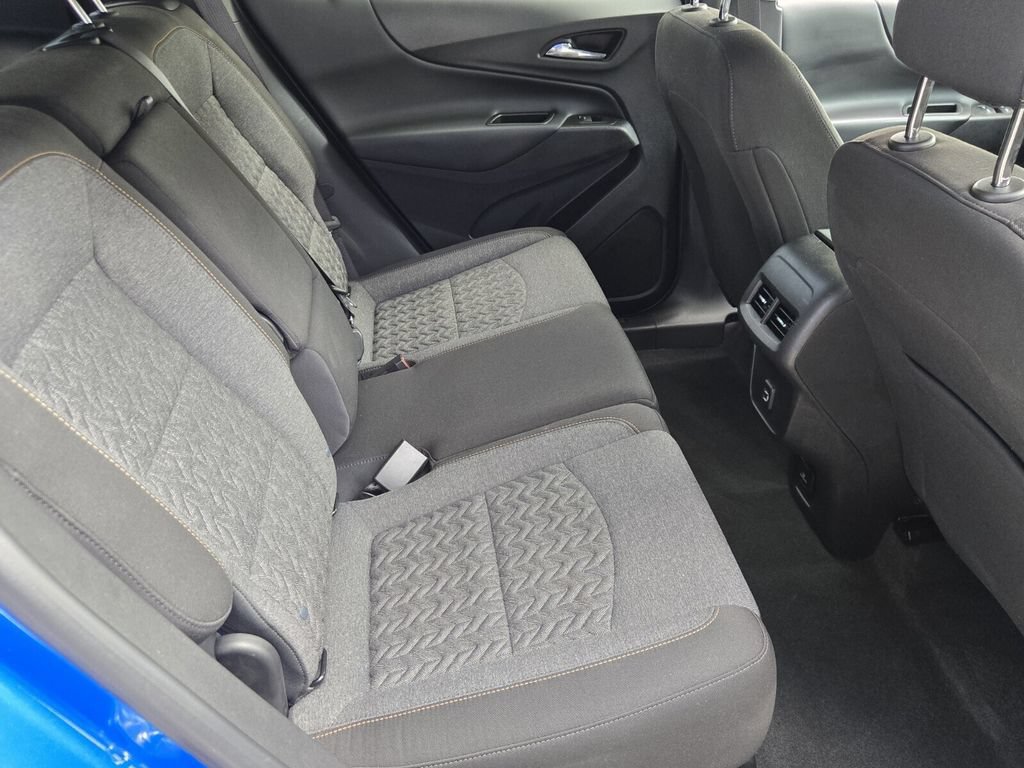Used 2024 Chevrolet Equinox LT FWD image 16