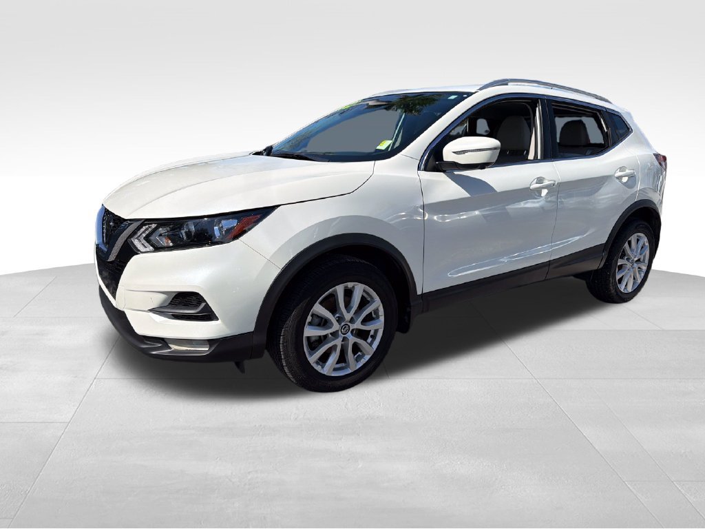 Used 2022 Nissan Rogue Sport SV w/ Technology Package FWD image 3