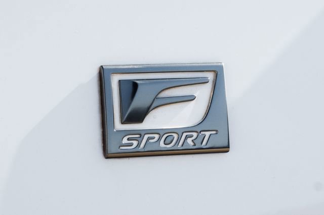 Used 2013 Lexus LS 460 w/ F-Sport Pkg RWD image 39