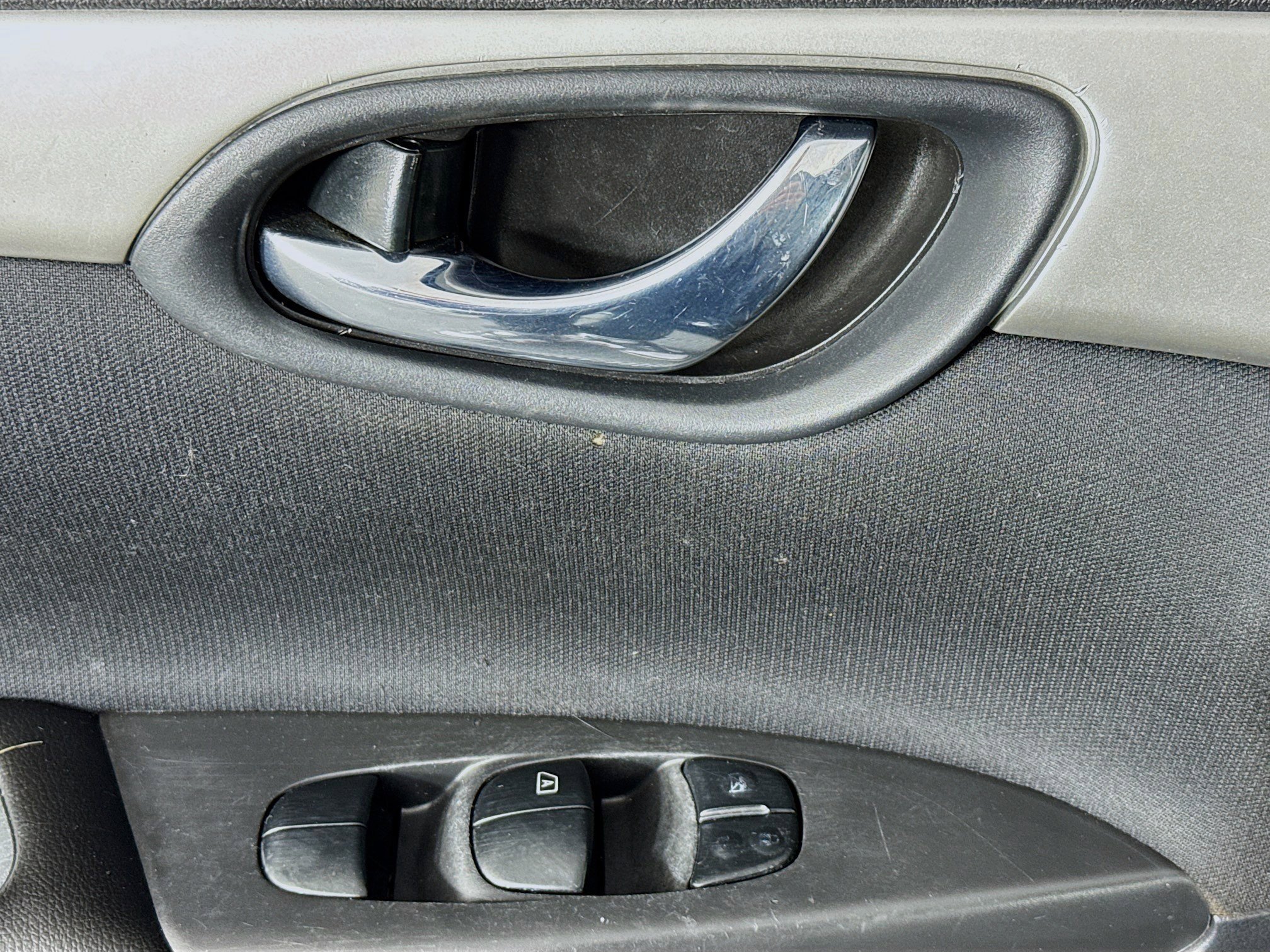 Used 2019 Nissan Sentra S image 22