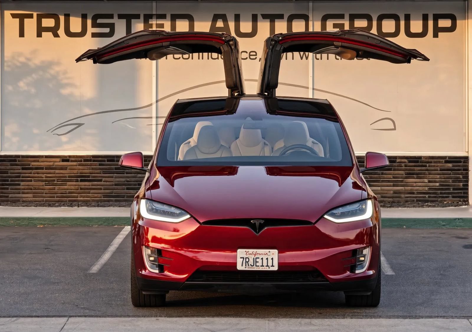 Used 2016 Tesla Model X Performance AWD/4WD image 3