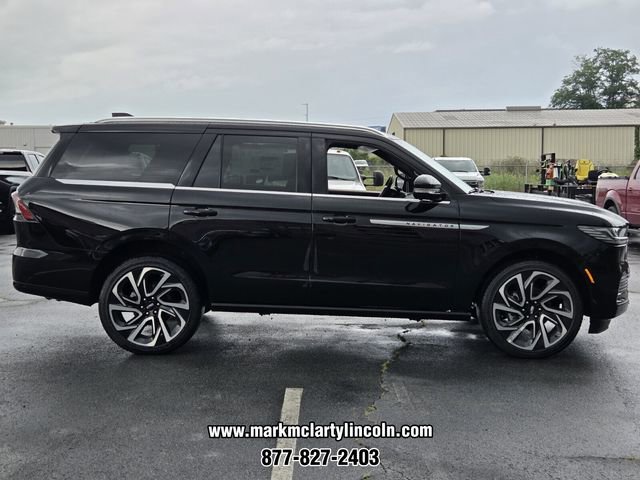 New 2026 Lincoln Navigator Reserve AWD/4WD image 6