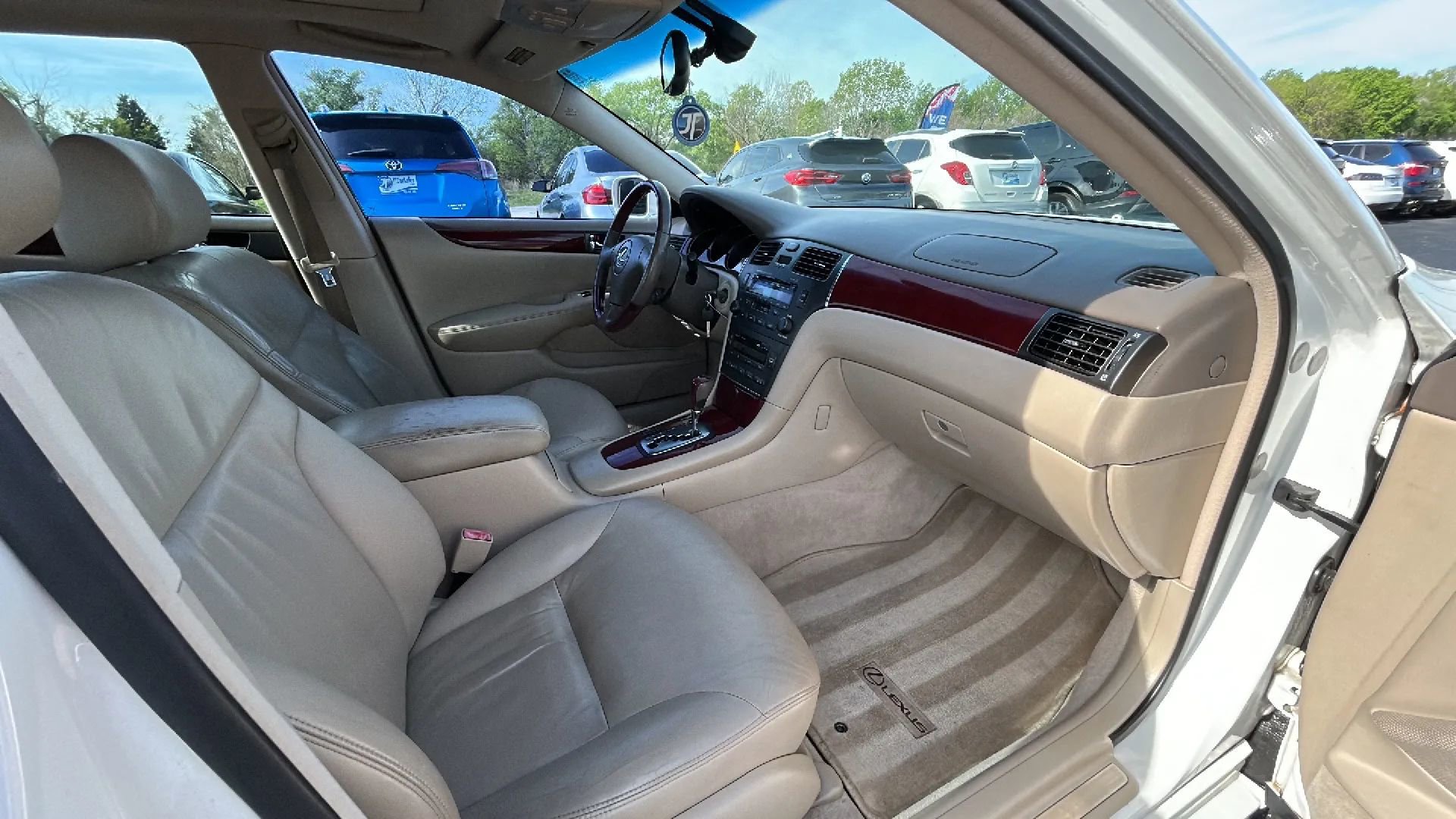 Used 2002 Lexus ES 330 image 17