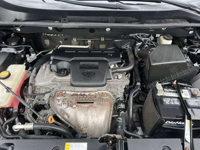 Used 2018 Toyota RAV4 XLE w/ Plus Extra Value Package AWD/4WD image 29