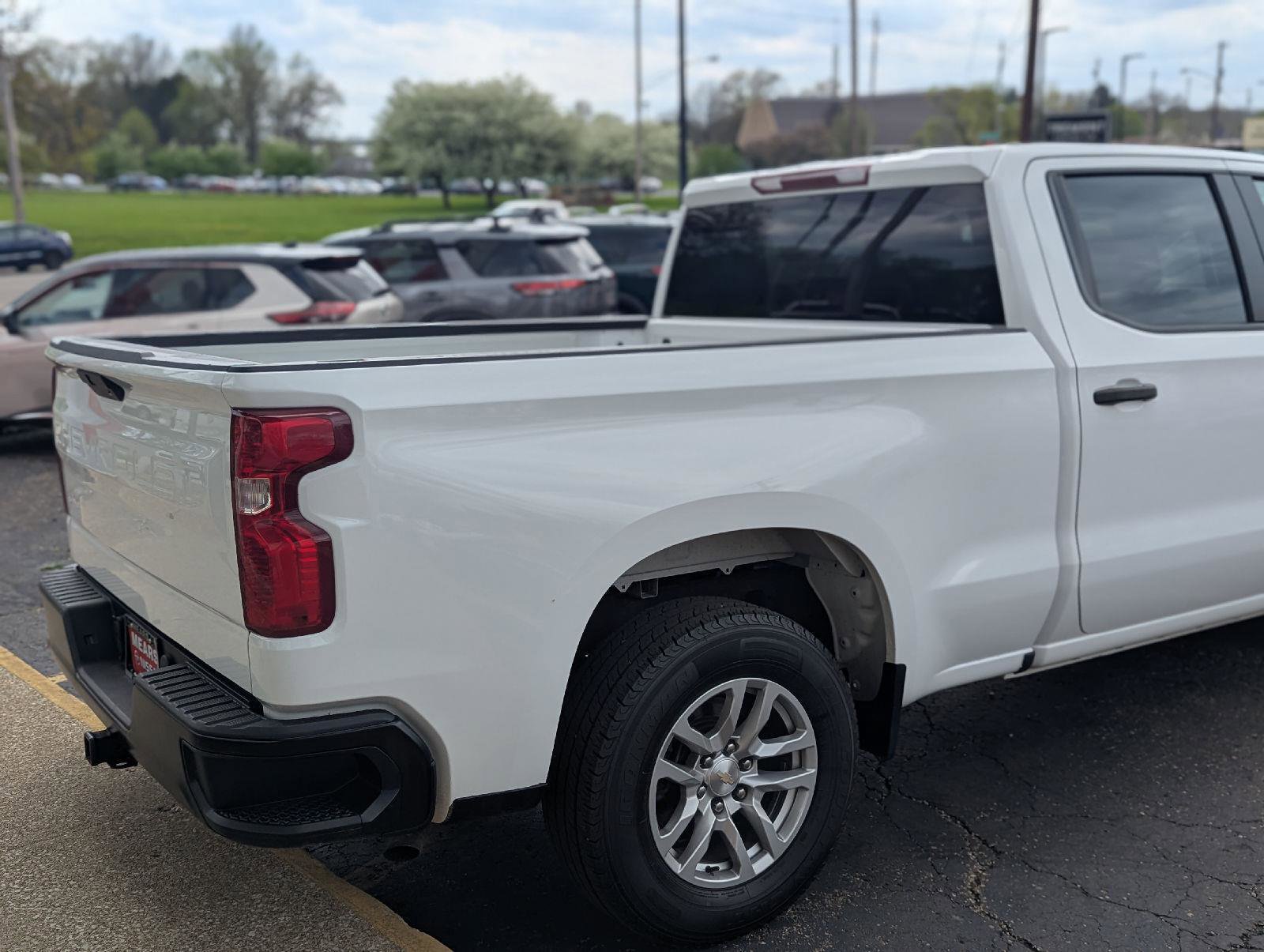 Used 2022 Chevrolet Silverado 1500 W/T w/ WT Value Package AWD/4WD image 10