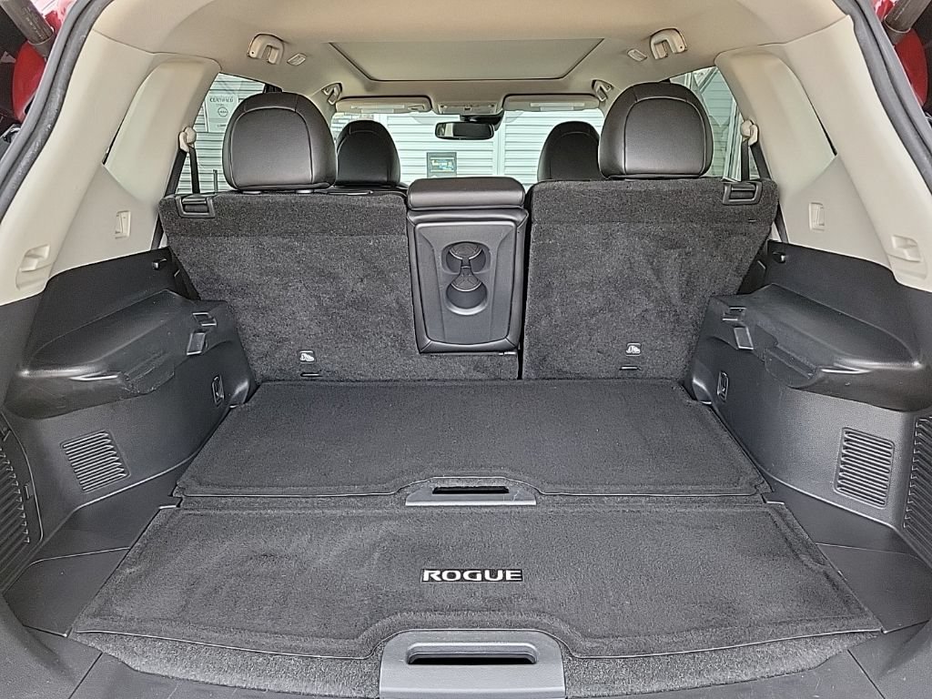 Used 2019 Nissan Rogue SL w/ Premium Package AWD/4WD image 19