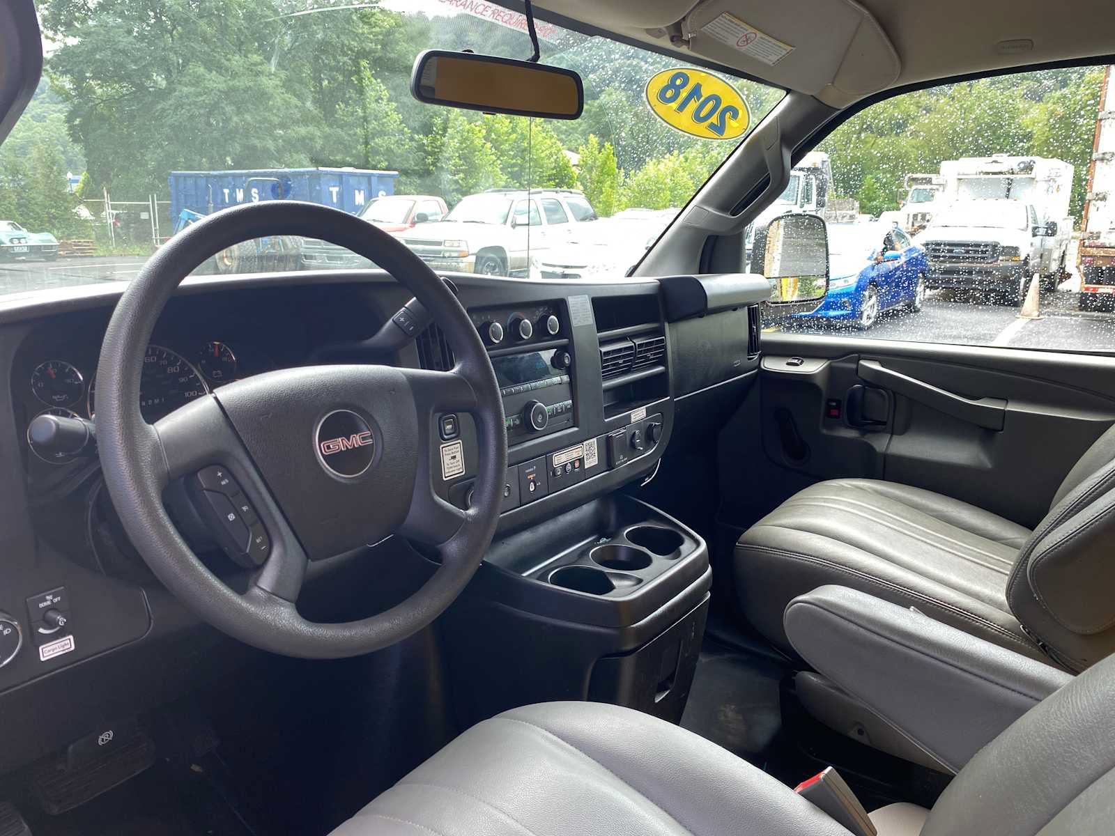 Used 2018 GMC Savana 3500 w/ Driver Convenience Package RWD image 20