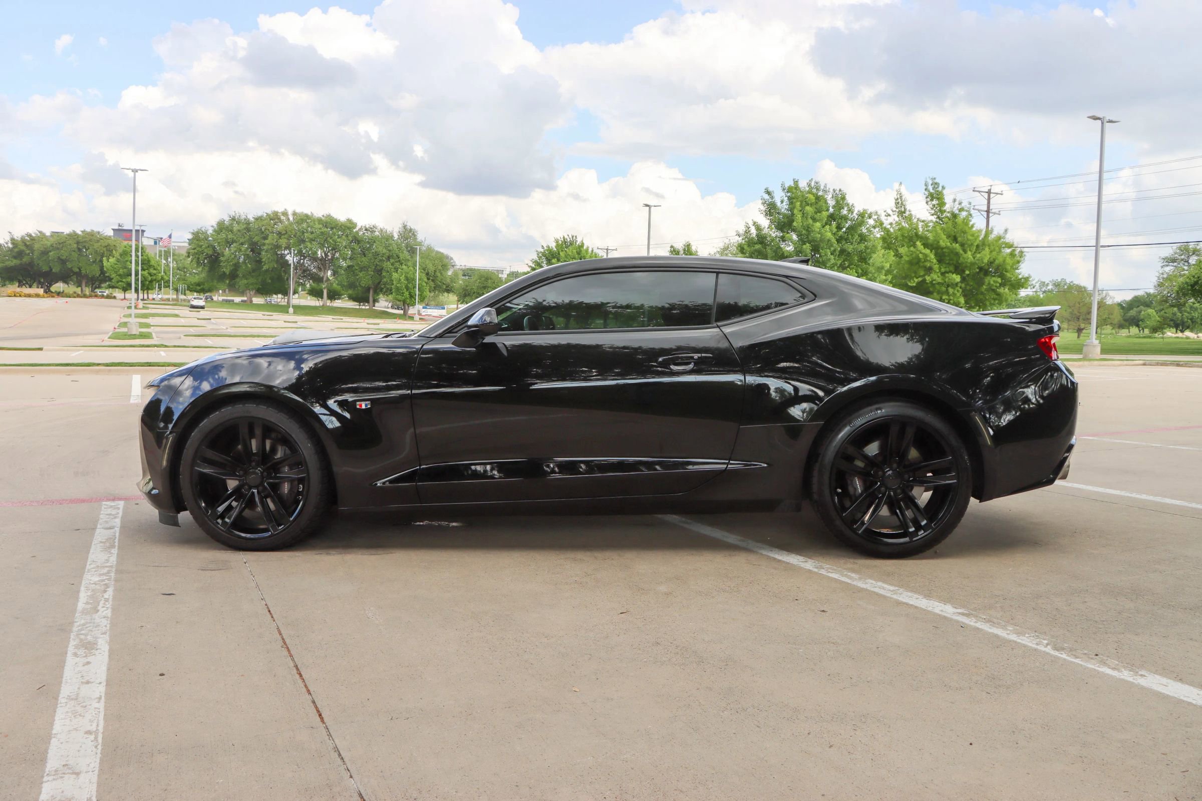 Used 2018 Chevrolet Camaro SS image 4