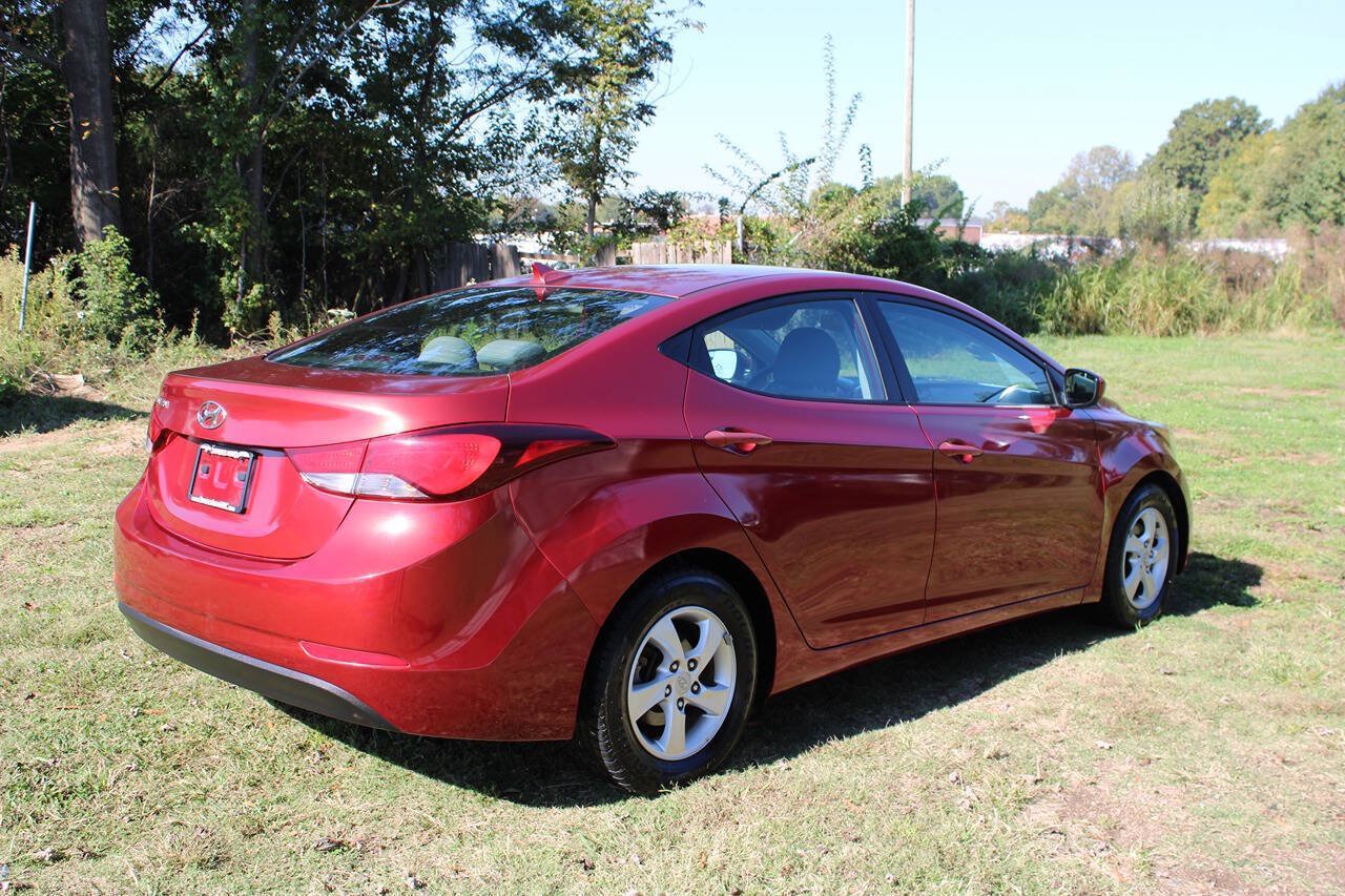 Used 2015 Hyundai Elantra SE FWD image 7