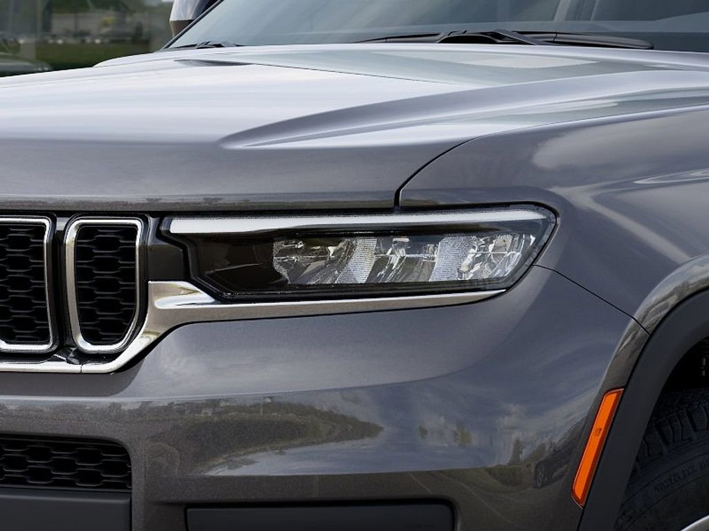 New 2025 Jeep Grand Cherokee L Laredo w/ Luxury Tech Group I image 10