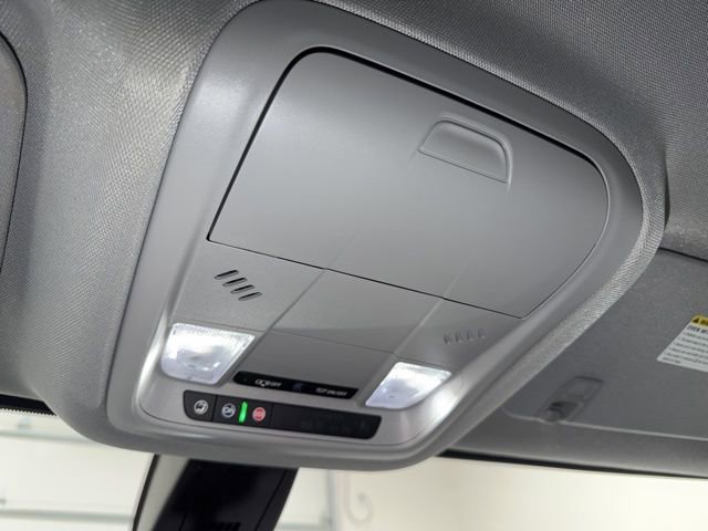 Used 2023 GMC Acadia SLE w/ Driver Convenience Package image 31