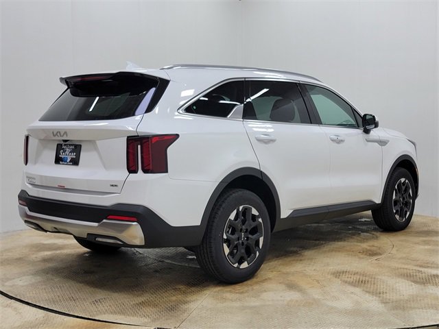 New 2026 Kia Sorento S image 5