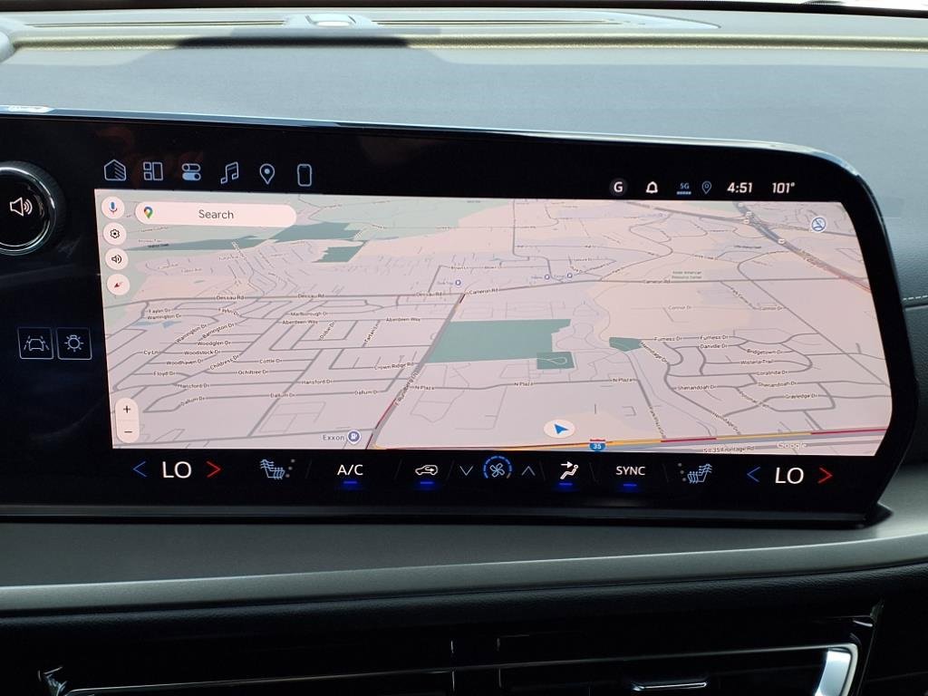 New 2026 Chevrolet Traverse LT w/ Driver Confidence Package image 10