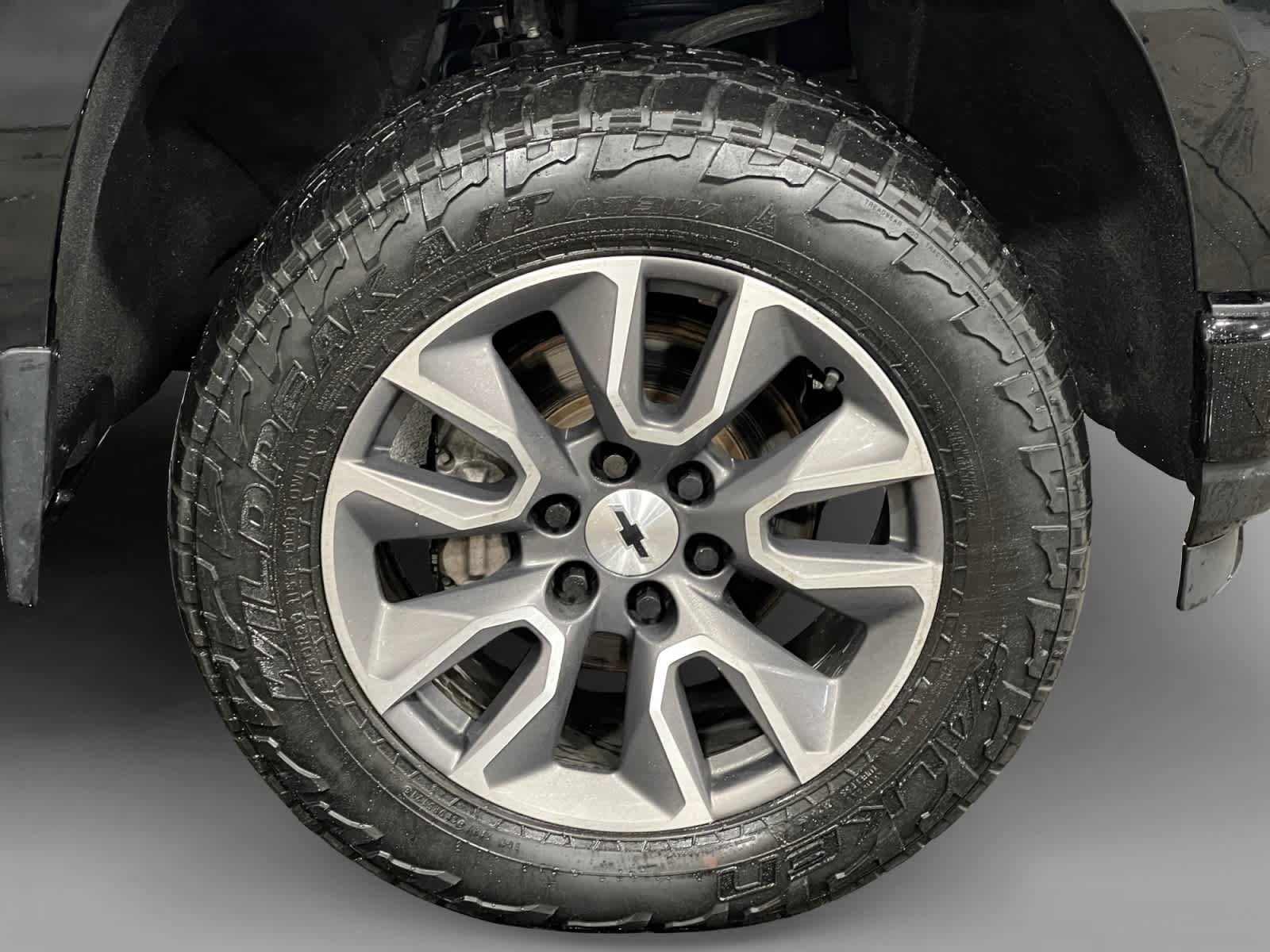 Used 2021 Chevrolet Silverado 1500 RST w/ Convenience Package II AWD/4WD image 19
