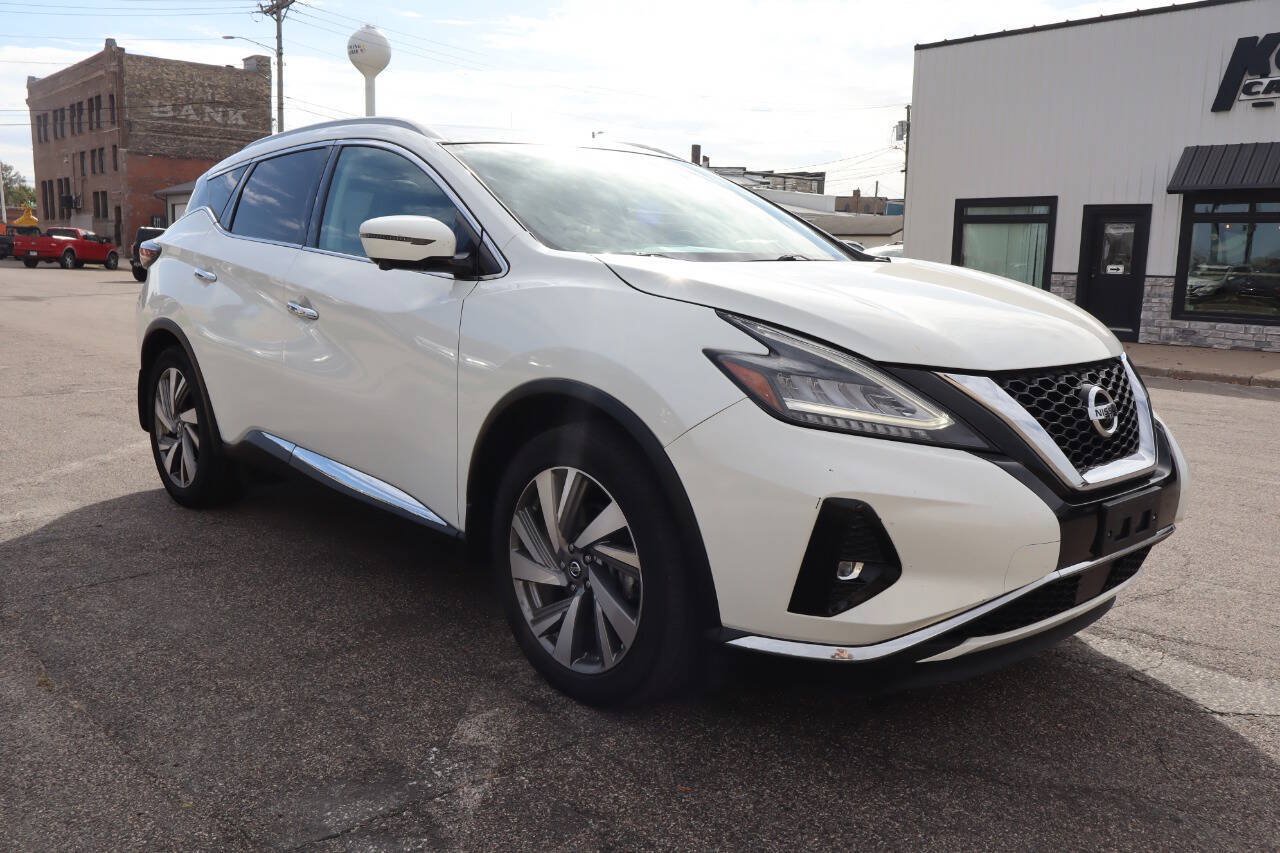 Used 2020 Nissan Murano SL w/ Moonroof Package AWD/4WD image 2