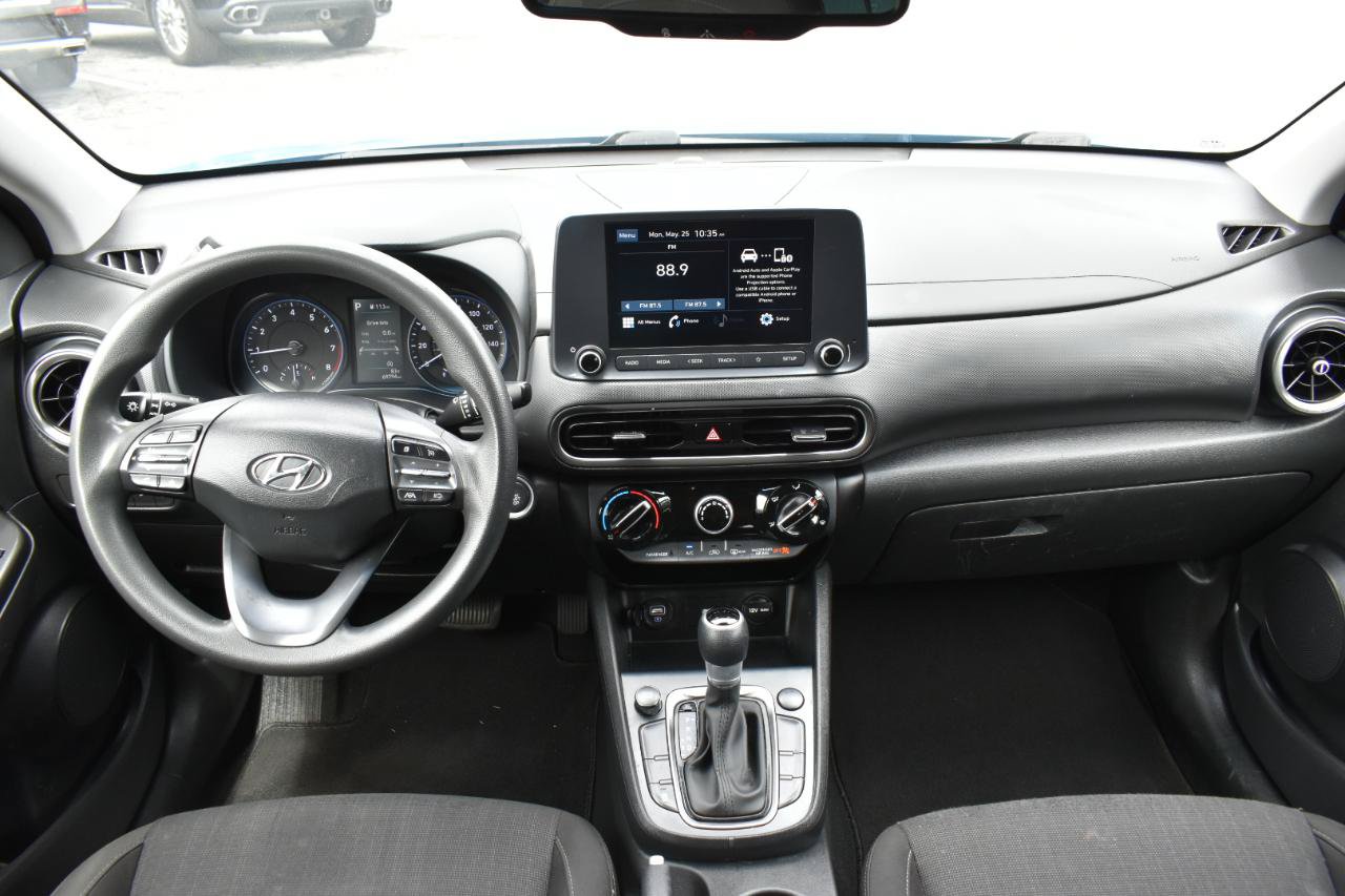 Used 2022 Hyundai Kona SEL w/ Cargo Package FWD image 11